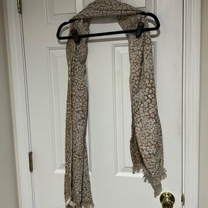 Banana Republic reversible scarf